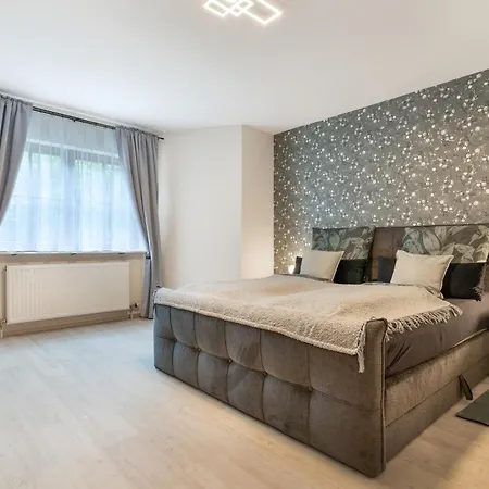 Maribel Apartmán